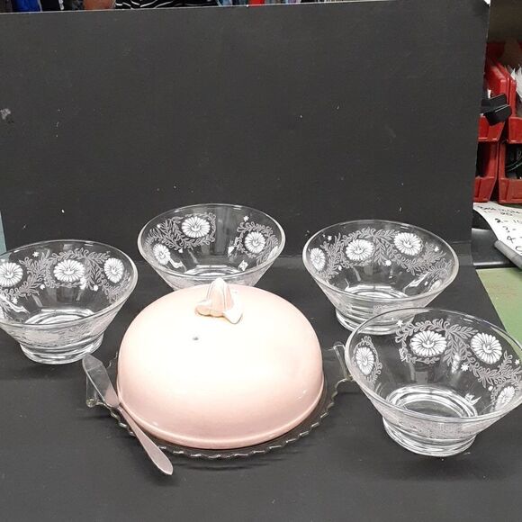 7 pc.bundle Vtg. 4 pc.daisy bowls marked Todd, butter dish/cover/Spreader - Picture 1 of 11